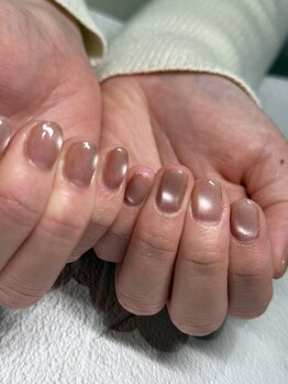 モツヲネイル(motsu.O! NAIL)の写真/お仕事からプライベートの場でも馴染みやすい♪落ち着いたシンプルネイルも大好評♪