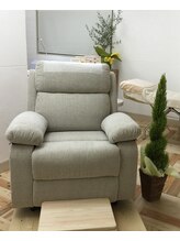 アイラッシュアンドネイルサロン レテ(eyelash & nailsalon L'ete)/リクライニングソファ