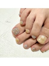 ドットビー(.Bee)/ヌーディーニュアンスネイル