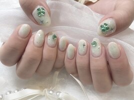 クローバーネイル