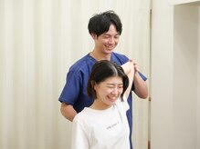 健志整骨院 十三の雰囲気（慢性的な肩こり・頭痛・姿勢の歪み・冷え・だるさ・一気に解決!）