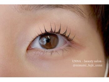 ウナ(UNNA)/奥二重さんのまつげパーマ◎