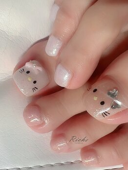 リーチェ ネイルズ(Riche Nails)/透明感◎キティネイル