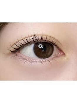 ナチュラル上品な目元にしたい