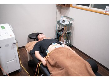 ラックス鍼灸 整体院(Lachs鍼灸 整体院)/男性もEMS受けてます!