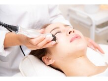 メディスキン ザ 銀座(MEDISKIN)の雰囲気（国立大学監修★最高峰「生」ヒト幹細胞をマシンで深部導入）
