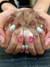 エスフィーネイルサロン ブリーユ(Esfy nailsalon Brille)/フラワーストーン