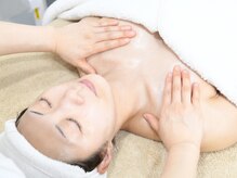 ハピスリー(Hapisley)/アドバンスコースデコルテケア