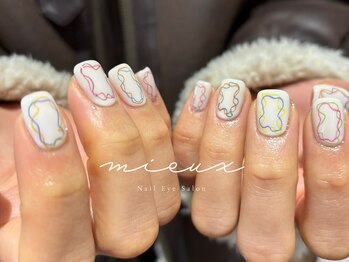 ミュー(mieux)/色鉛筆ネイル