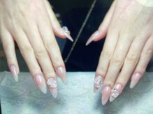 アンバーテン(Amber10)/持ち込みデザイン/ジェルネイル