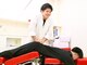 ほねつぎ平成けやき通り鍼灸接骨院の写真/【平成】40・50代の気になる体の歪みに。白の上質空間＆丁寧なヒアリングで、美しい姿勢と軽い体を。