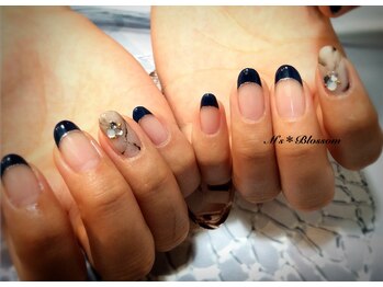 ネイルサロンアンドスクールエムズブロッサム(Nailsalon & school M's Blossom)/ジェルアート込コース