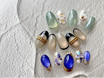 チェム ネイルスタジオ 札幌駅前店(chem NAILSTUDIO)の写真/【アート多めでちょっぴり豪華♪新規オフ無料！ハンドジェルBコース¥11500】繊細、個性派、最旬アートも◎