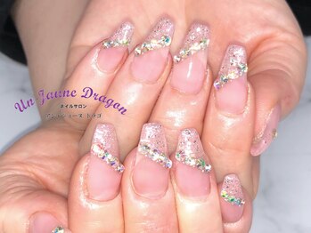 アン ジョーヌドラゴ/【ロングネイル】大人ネイル