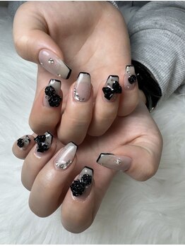 フラワーズネイル(flowers nail)/ブラックスキニーフレンチ