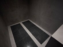 二人同時利用可能な貸切岩盤浴も使用していただけます。