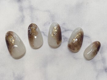 シエル ネイルスタジオ 古賀店(Ciel nail studio)の写真/上品さと華やかさを兼ね備えた「トレンドアート」や「選べるフレンチ」が人気★豊富なデザインをご用意◎