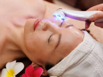 カリン ベル(KARIN BEL)/