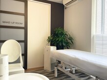 隆鼻矯正専門店 ラプリセレネ (Raplit Selene)