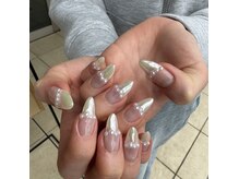 フロッシュ ネイル(Frosch Nail)の雰囲気（ミラーフレンチ）