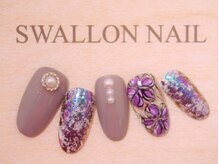 スワロンネイル(SWALLON NAIL)/スタイリッシュな花柄ネイル