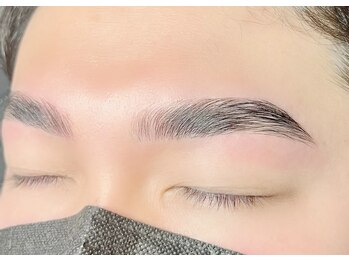 リバレッジ 広尾(Leverage)/メンズアイブロウ/眉毛脱毛/広尾