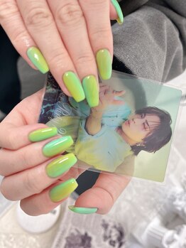 グロー ネイル(Glow Nail)/