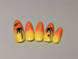 ハワイ風ネイル