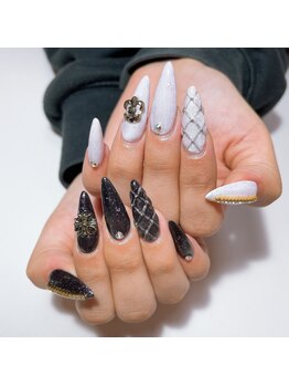 リアンリアン(lien lien de felicite nail)/クロム風ネイル