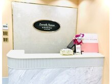 メナードフェイシャルサロン 藤沢駅北口店/総合受付