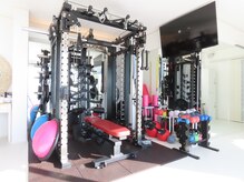 ヤヤ(YAYA.)/スミスマシン完備☆小物も充実