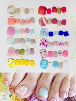 メイクプラスネイル ヴィヴィッド(MAKE+NAIL vivid)の写真/大人気フットジェル♪アート込定額◆写真 左6380円右7480円◆フットジェルに角質ケア追加は+3300円でOK