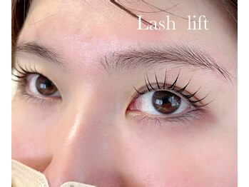 グロー(GLOW)/ラッシュリフト