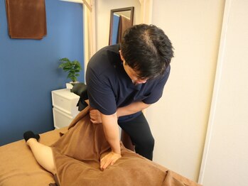 やす鍼灸院/施術　　　