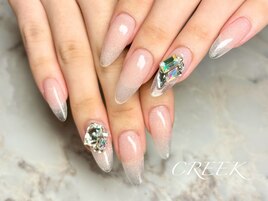 ビジューネイルワンホンスカルプ