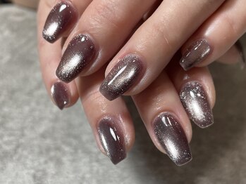 ハヌル 金山(Haneul)/マグネットネイル