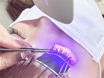 ピュアネス(PURENESS)の写真/美しさを、もっと長く。LEDエクステで叶える、上質な持続力