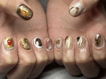 ネロリ バイ エイティスト(neroli by 8ist)の写真/営業時間が10時～22時(不定期変動あり)まで営業しているため仕事終わりに施術が可能★［新宿］