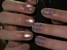 めぐみのネイルサロン/チェック柄
