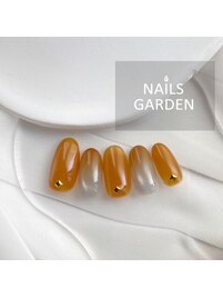 AUTUMNグラデーションネイル