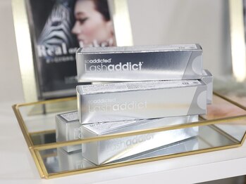 アリュール(ALLURE)/ラッシュアディクト