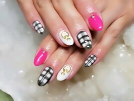 ギンガムチェックネイル