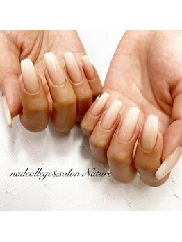 ネイルカレッジアンドサロン ナチュレ(nailcollege&salon NATURE)/白グラデジェル