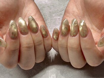 結(Yui)/ハートホロネイル