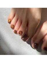 モニーク(Monique)/マグネットフット