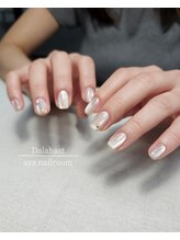 ダーラヘスト ネイル(Dalahast Nail)/迷ったら【マグネットネイル】