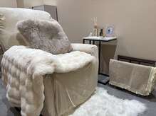 【特別なひと時を】☆完全個室で周りを気にせずリラックス空間で理想なお目元に◎