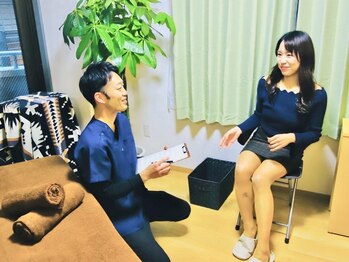 くにたちNyan鍼灸整体院/痛みの原因を丁寧に説明◯