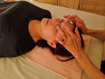 ラヴァーズ/ドライヘッドスパ工程 目周り