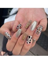 トータルサロン 白べぇーっ プラス/ダルメシアンネイル